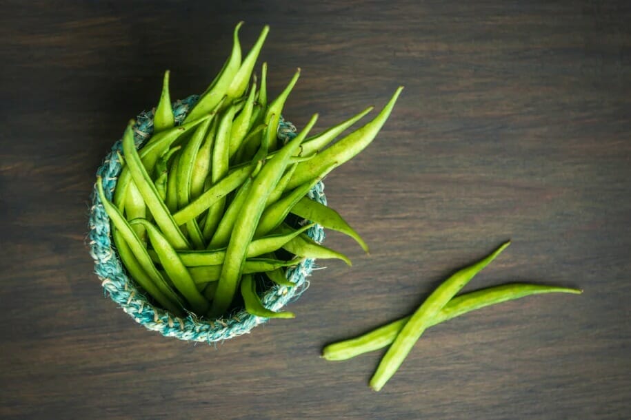 Guar gum is used in gluten free diet food products because of its ability to bind water