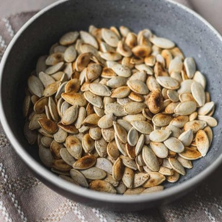 Roasted pumpkin seeds