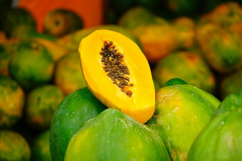 Can You Eat Raw Papaya Seeds? Is It Safe?