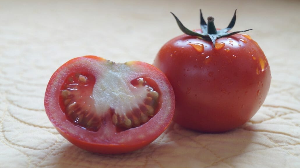 How To Remove Seeds Deseed The Tomato