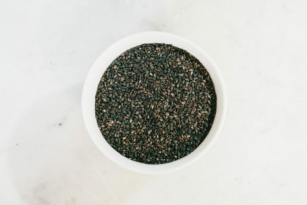 Oatmeal Topped with Poppy Seeds Recipe