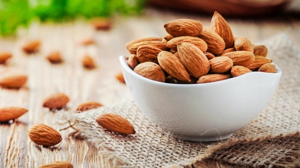 What Are The Benefits Of Eating Almonds?