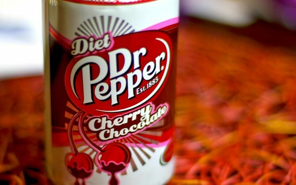 Does Diet Dr Pepper Contain Any Artificial Sweetener?