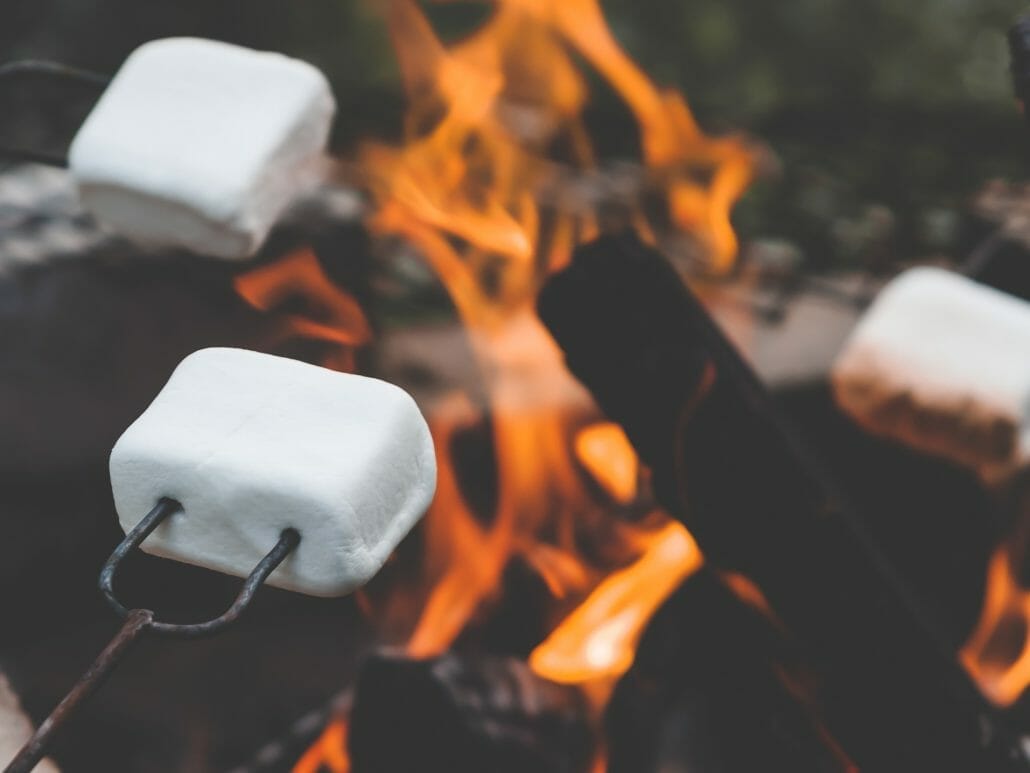 Doumak (Campfire Marshmallows)