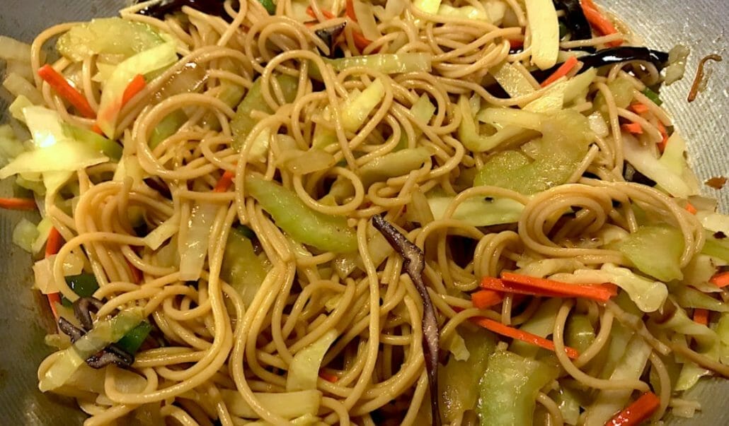 Does Panda Express's Chow Mein Contain Eggs?