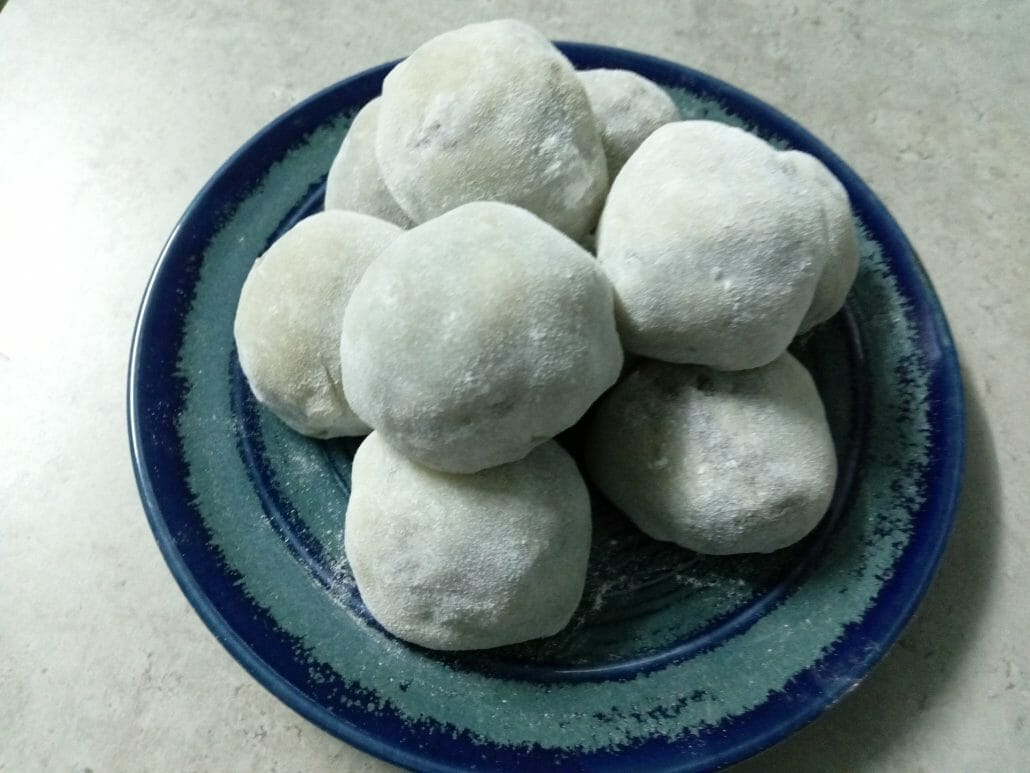What Are Mochi?